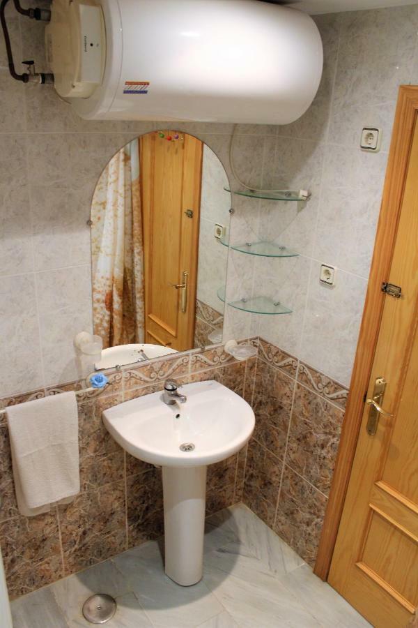 Puerta Del Mar Apartment Almunecar Ngoại thất bức ảnh